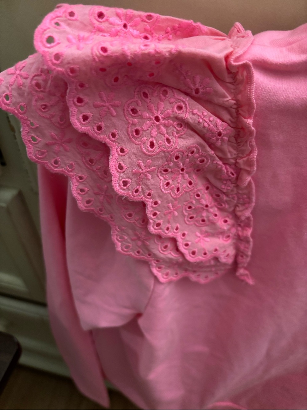 Lilly Pulitzer pink deva Sweatshirt size womens medium. - Picture 3 of 6